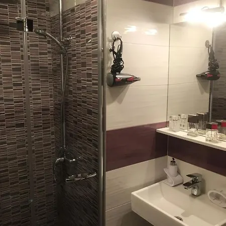 Studio Yess ,split Apartment Split