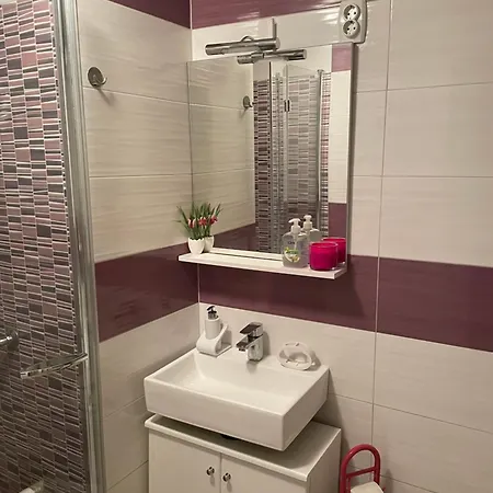 Studio Yess ,split Apartment